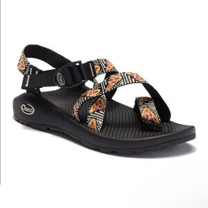 Chaco Women’s Z2 Classic Sandals Pizza Print Size 9 Sport Hiking
